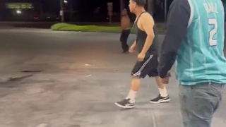 even at 3 against 1 the guy is still standing