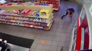 Dont try snatch another mans weapon