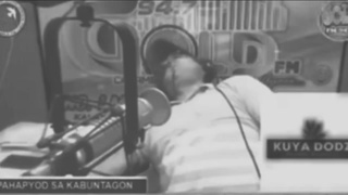 FM RADIO announcer shoot while live Streams on TV