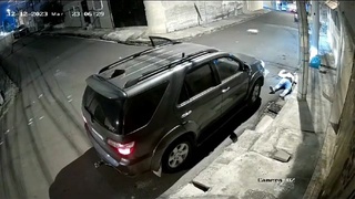 Robber Gets Shot