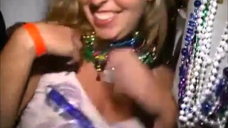 More beads por favor