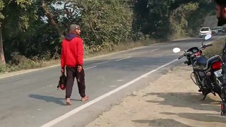 Man Carries Wife's Head to Police Station
