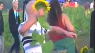 When the sunflower won't vibe with you