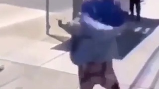 Uncle Floyd Mayweather knocked out by the air