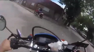 BRAVE MOTORCYCLE THIEF IS INTERCEPTED AND ASKS HIS GIRLFRIEND FOR HELP