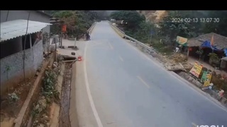 Crashed Vietnam Bus