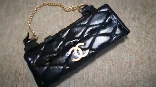 GO AHEAD. MAKE FUN OF ME CARRYING A PURSE. SEE WHAT HAPPENS.