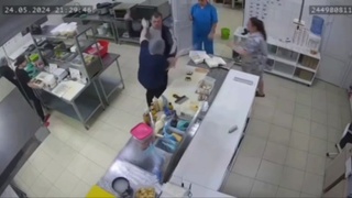 Brutal Stabbing In The Restaurant Kitchen