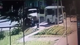 A truck kills a woman waiting for the light