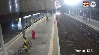 A man retrieving his smokes gets smoked