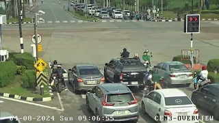 A red light runner gets smashed in Thailand