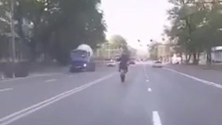 Just Another Show Off Getting His Comeuppance