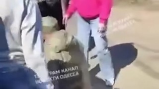 Another Ukrainian volunteers to fight