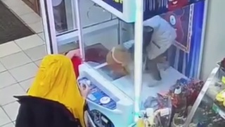 The robbery of the century!))