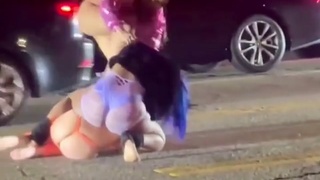 Hoes fighting