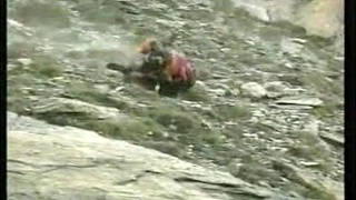 Two Mountain Climbers Fall to their Death