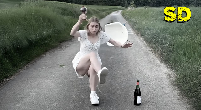 35 + PEOPLE DEFINITELY HAVING A SHITTIER DAY THAN YOU