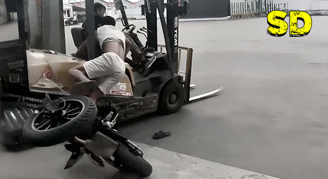21 PEOPLE DEFINITELY HAVING A SHITTIER DAY THAN YOU