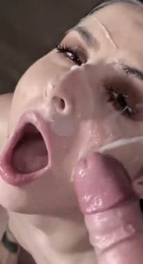 Facializing My Whore