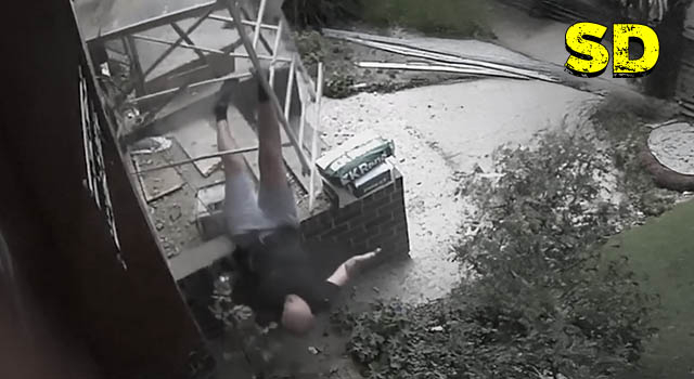 24 PEOPLE DEFINITELY HAVING A SHITTIER DAY THAN YOU