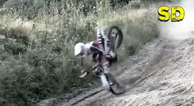 15 PEOPLE DEFINITELY HAVING A SHITTIER DAY THAN YOU