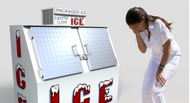 AOC protesting ICE