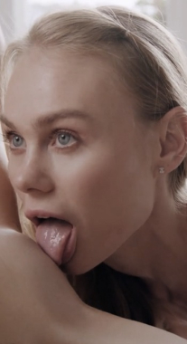 Lesbian Hottie Tasting Her Sweet Pussy