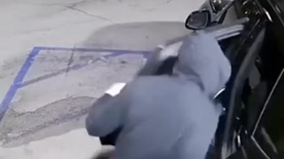 20 Year Old Armed Store Robber VS 80 Year Old Armed Store Owner, Who Wins?