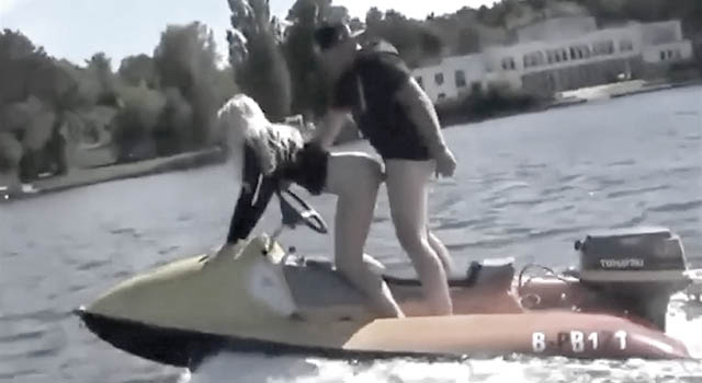 5 PUBLIC ACTS THAT DEFINITELY MAKE YOU A WHORE