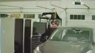 Woman Caught On Camera Fuckin' Up Her Ex-Bf's Tesla #2
