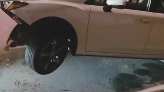 Idiot Refuses To Get Repo'd