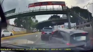 Driver Won't Let Car Merge