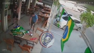 Thief shot by off-duty police officer