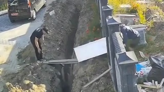 SHORT: Moving Day