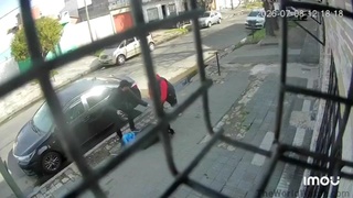 Motorcycle Bandit Shot Dead