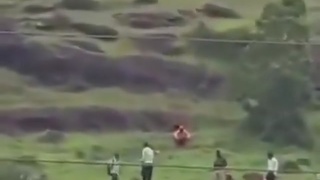 IF YOU'RE GOING TO RISK YOUR LIFE OVER A PHONE, MAKE IT A SAMSUNG!
