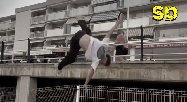 17 PEOPLE DEFINITELY HAVING A SHITTIER DAY THAN YOU