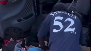 DUDE DIDN'T EXPECT STRANGERS COMING TO HER DEFENSE!