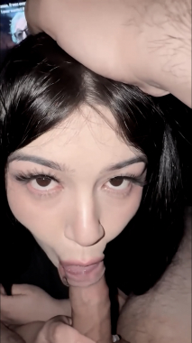 Brunette Whore Blowjob