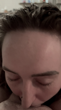 Brunette Whore Deepthroat
