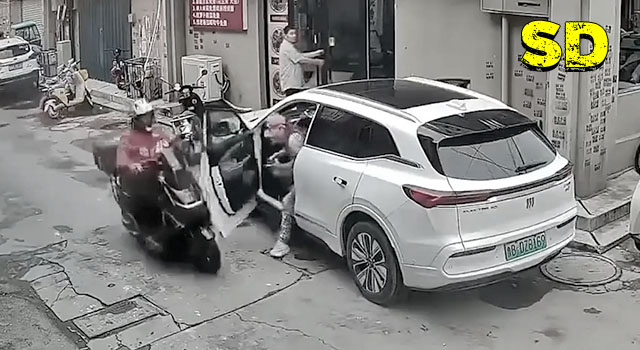 25 PEOPLE DEFINITELY HAVING A SHITTIER DAY THAN YOU