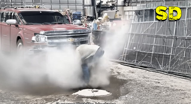 12 PEOPLE DEFINITELY HAVING A SHITTIER DAY THAN YOU